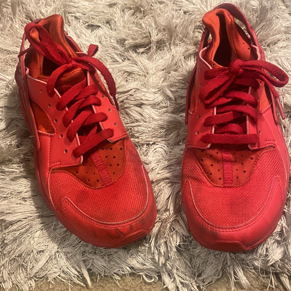 Red Nike huaraches - Picture 4 of 5